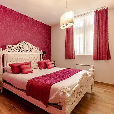 Chateau Pellisson Bed & Breakfast