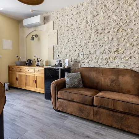 فندق مبيت وإفطار Chateau Pellisson كونْياك