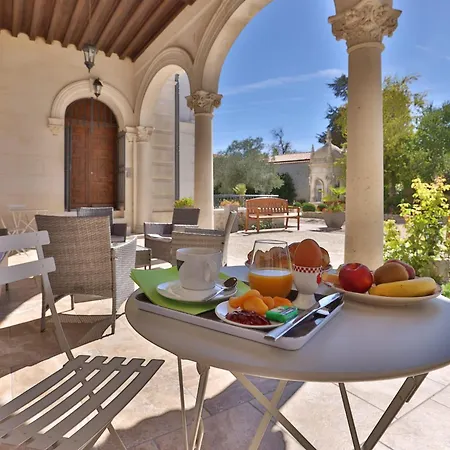 Chateau Pellisson Bed & Breakfast