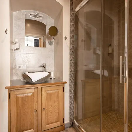 Bed & Breakfast Chateau Pellisson Cognac