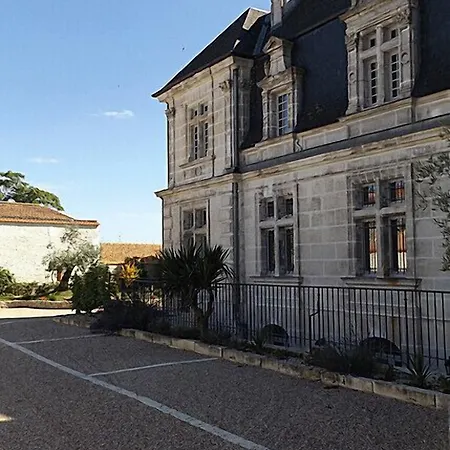 Chateau Pellisson 3*