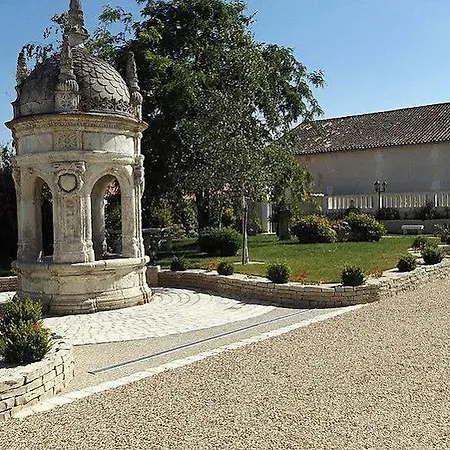 Bed & Breakfast Chateau Pellisson Cognac
