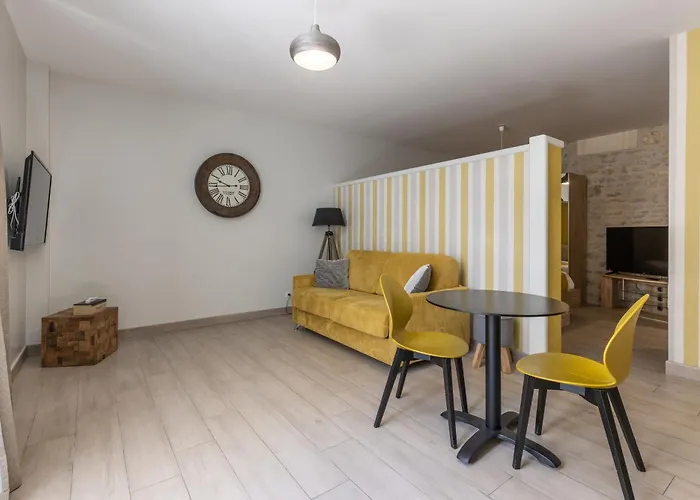 Chateau Pellisson 3*