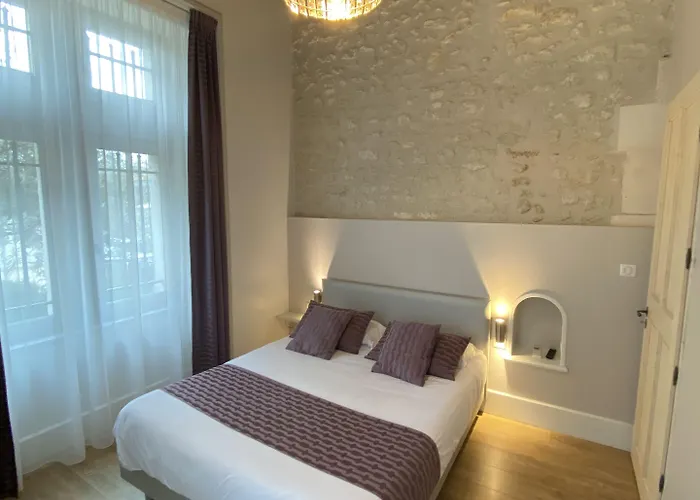 Chateau Pellisson 3* Cognac