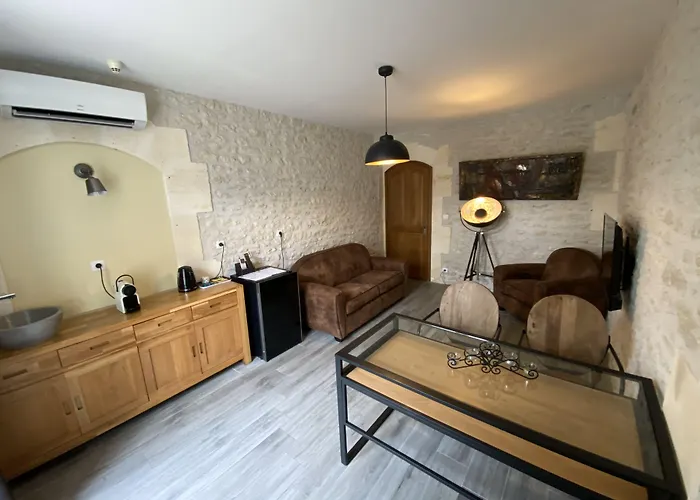 Chateau Pellisson 3*